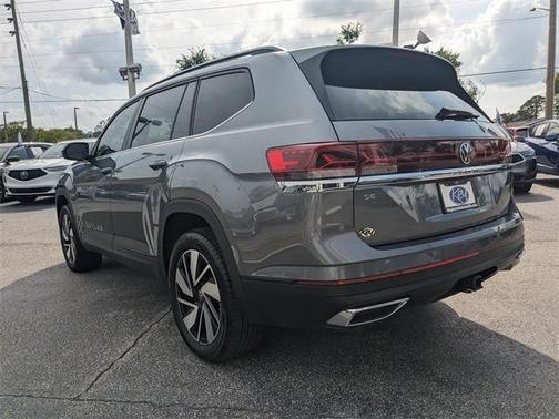2025 Volkswagen Atlas 2.0T SE w/Technology