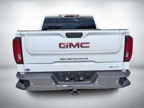Summit White 2024 GMC Sierra 1500 SLT