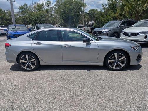 Lunar 2025 Acura TLX Technology