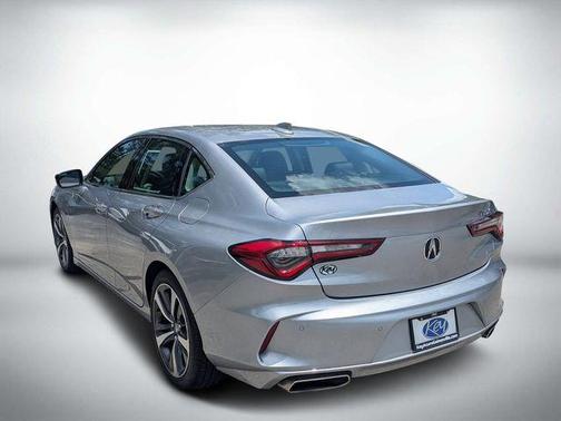 Lunar 2025 Acura TLX Technology