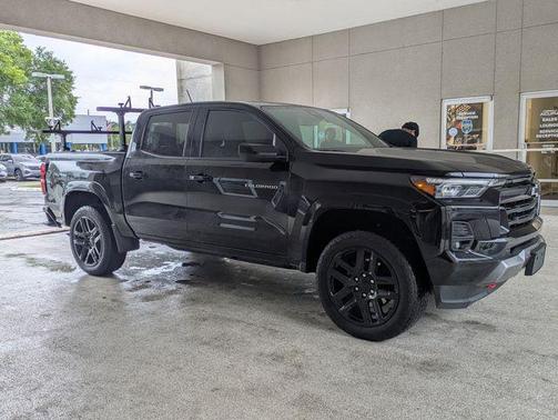 Black 2024 Chevrolet Colorado Z71