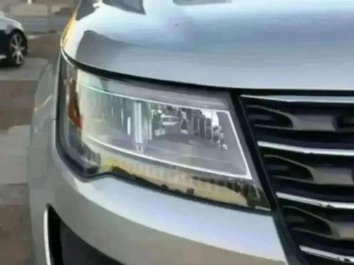 Ingot Silver Metallic 2017 Ford Explorer sport