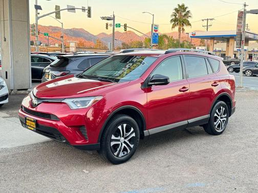2017 Toyota RAV4 LE