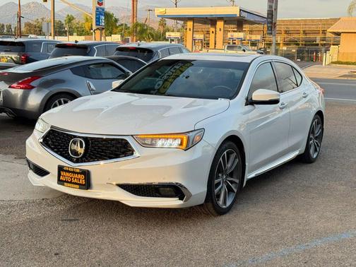 Platinum White Pearl 2019 Acura TLX FWD