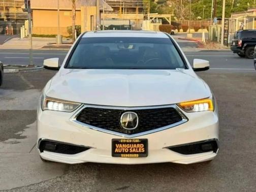 Platinum White Pearl 2019 Acura TLX FWD