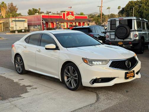Platinum White Pearl 2019 Acura TLX FWD