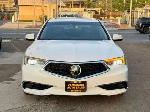 Platinum White Pearl 2019 Acura TLX FWD