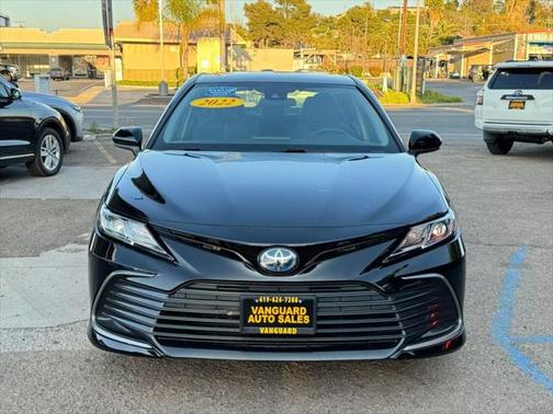 2022 Toyota Camry LE