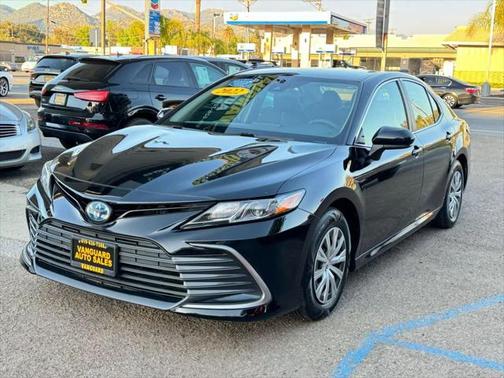 2022 Toyota Camry LE