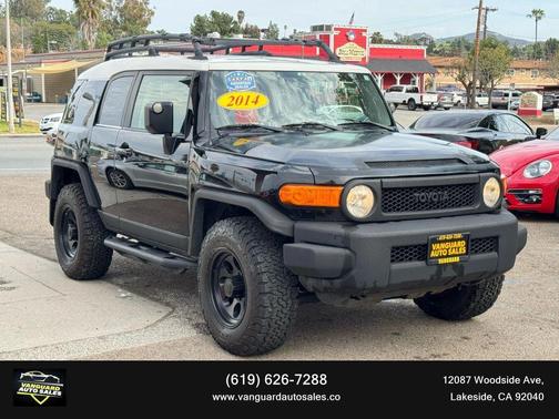 2014 Toyota FJ Cruiser Base