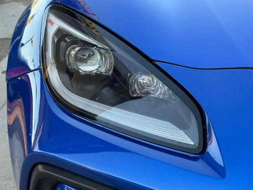 2024 Subaru BRZ tS