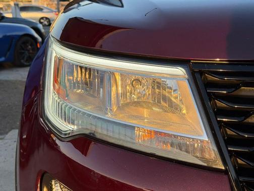Burgundy 2019 Ford Explorer Platinum