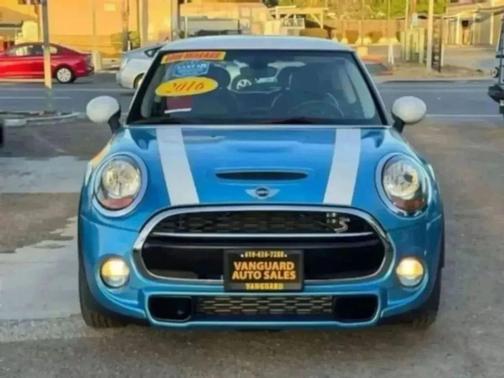 Electric Blue Metallic 2016 MINI Hardtop Cooper S