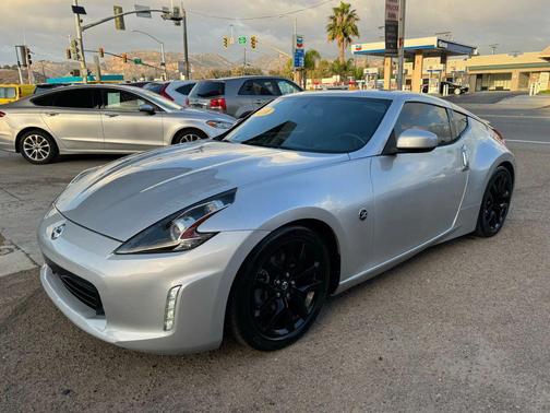 2018 Nissan 370Z Touring