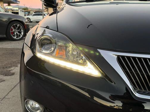 2011 Lexus IS 350C Base