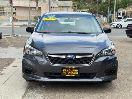 Gray 2019 Subaru Impreza 2.0i