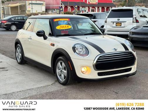 Pepper White 2018 MINI Hardtop Cooper