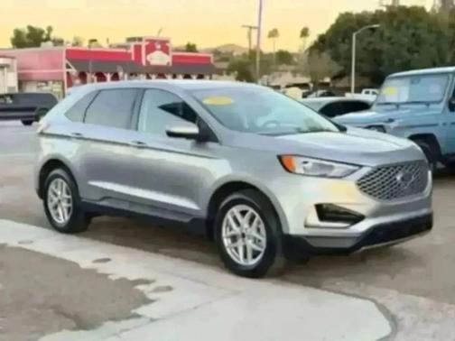 Iconic Silver Metallic 2024 Ford Edge SEL