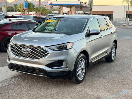 Iconic Silver Metallic 2024 Ford Edge SEL