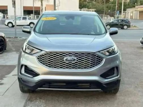 Iconic Silver Metallic 2024 Ford Edge SEL