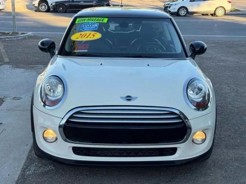 Pepper White 2015 MINI Hardtop Cooper
