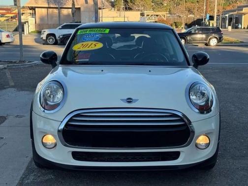 Pepper White 2015 MINI Hardtop Cooper