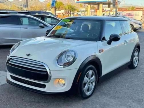 Pepper White 2015 MINI Hardtop Cooper
