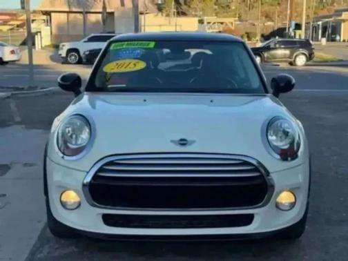 Pepper White 2015 MINI Hardtop Cooper