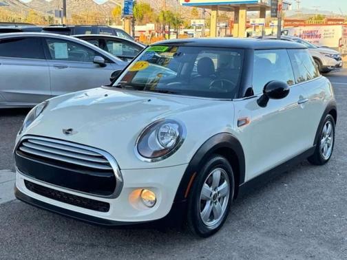 Pepper White 2015 MINI Hardtop Cooper