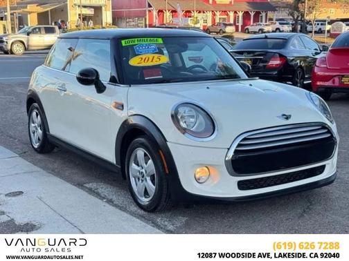 Pepper White 2015 MINI Hardtop Cooper