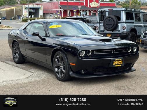 Granite Pearlcoat 2019 Dodge Challenger GT