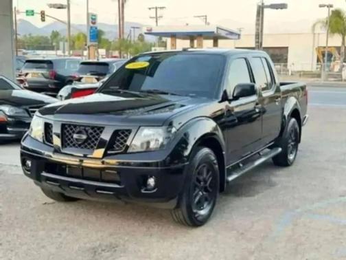 Super Black 2014 Nissan Frontier SV