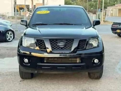 Super Black 2014 Nissan Frontier SV