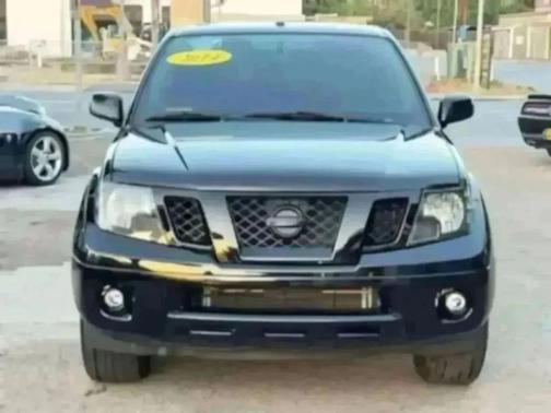Super Black 2014 Nissan Frontier SV