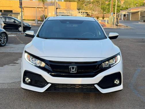 White 2019 Honda Civic EX-L w/Navi