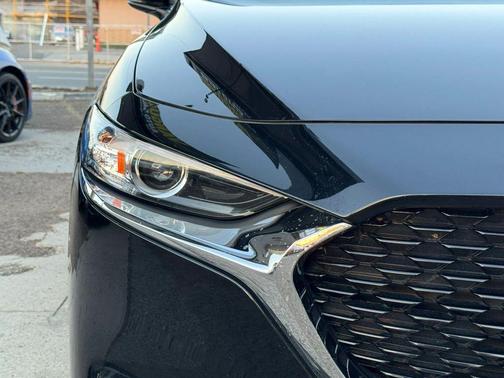Jet Black Mica 2024 Mazda Mazda3 FWD w/Preferred Package