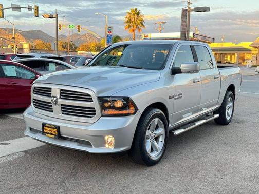 Stinger Yellow Clear Coat 2016 RAM 1500 Sport