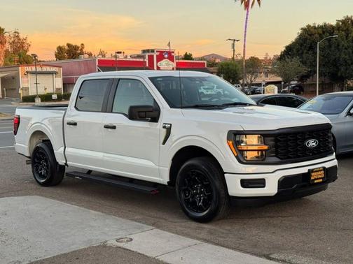 Oxford White 2025 Ford F-150 STX