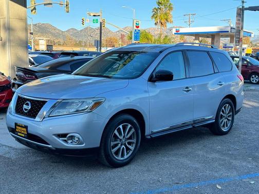 2015 Nissan Pathfinder SL