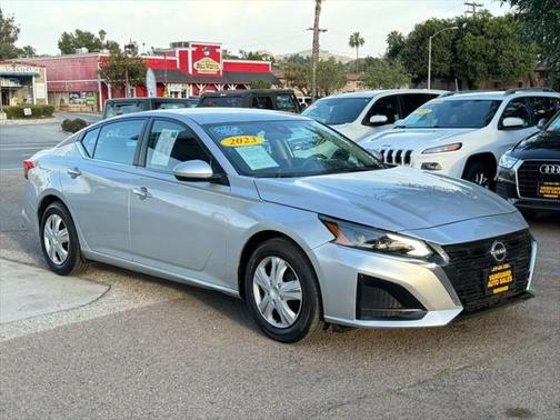 2023 Nissan Altima S FWD