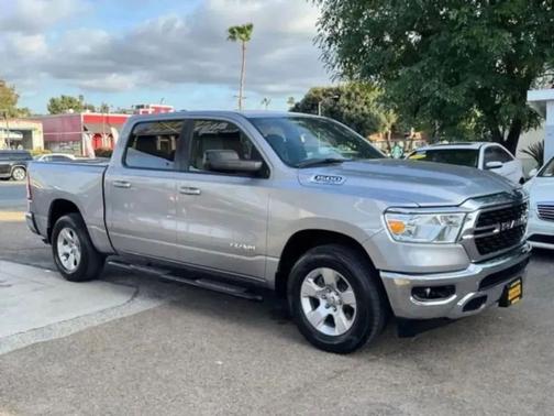 Billet Silver Metallic Clearcoat 2022 RAM 1500 Big Horn/Lone Star