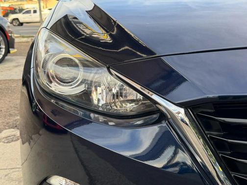 2016 Mazda Mazda3 s Touring