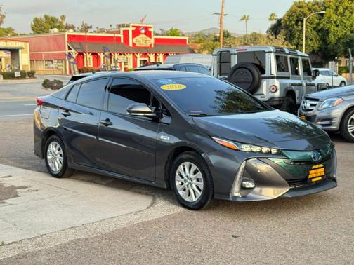 Gray 2018 Toyota Prius Prime Advanced