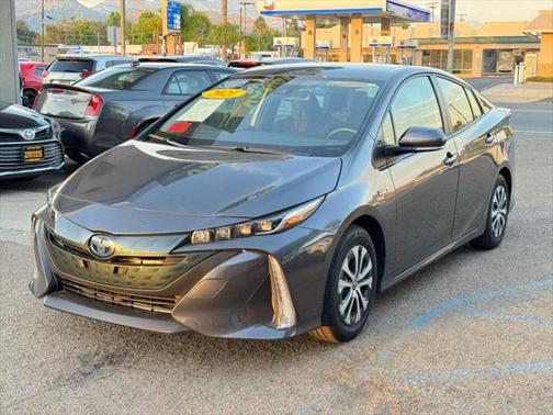 2021 Toyota Prius Prime LE