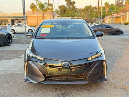 2021 Toyota Prius Prime LE