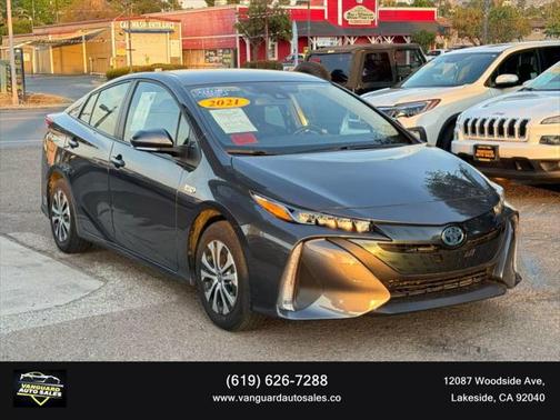 2021 Toyota Prius Prime LE
