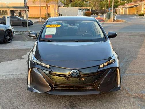 2021 Toyota Prius Prime LE