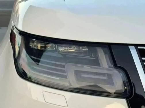 Fuji White 2019 Land Rover Range Rover 5.0L V8 Supercharged