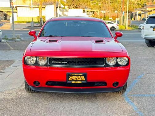 2014 Dodge Challenger SXT