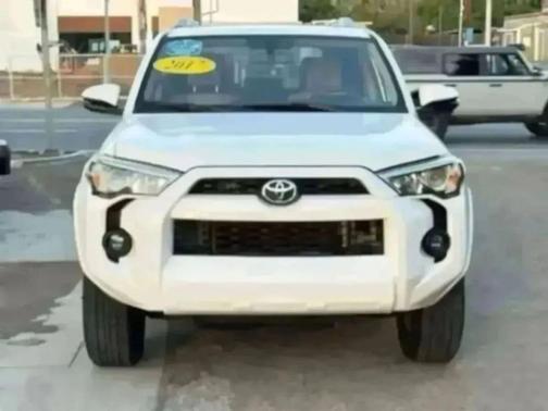 Super White 2017 Toyota 4Runner SR5 Premium